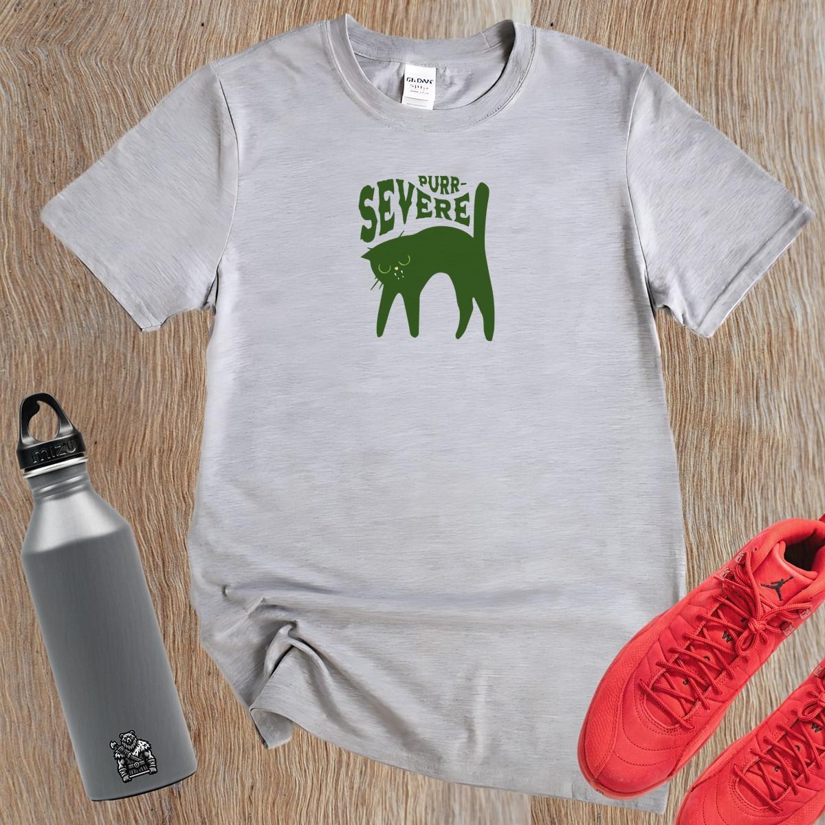 "Fun graphic gym T-shirt featuring a playful cat design, ideal for fitness enthusiasts and cat lovers, adding style to workouts."